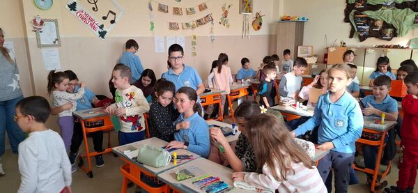 КОЛЕДНА РАБОТИЛНИЦА